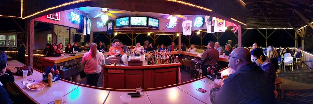 Berties Inn | restaurant | 160 Old Friedensburg Rd, Reading, PA 19606, USA | 6107795797 OR +1 610-779-5797