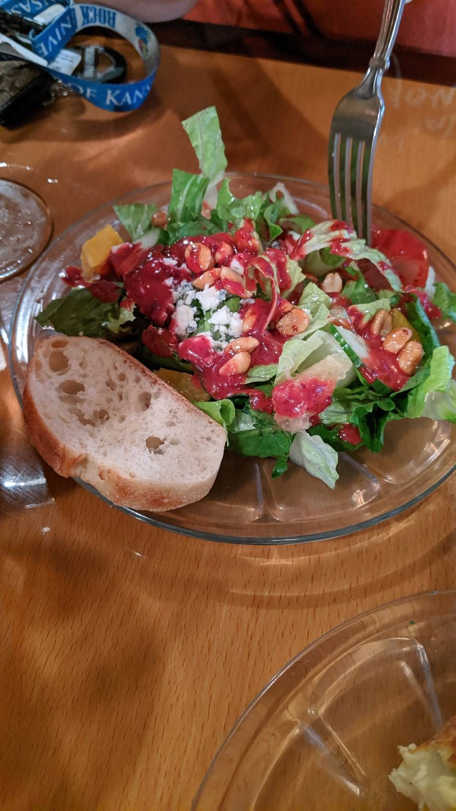 Luis Place | restaurant | 435 S Kansas Ave, Topeka, KS 66603, USA | 7853502028 OR +1 785-350-2028