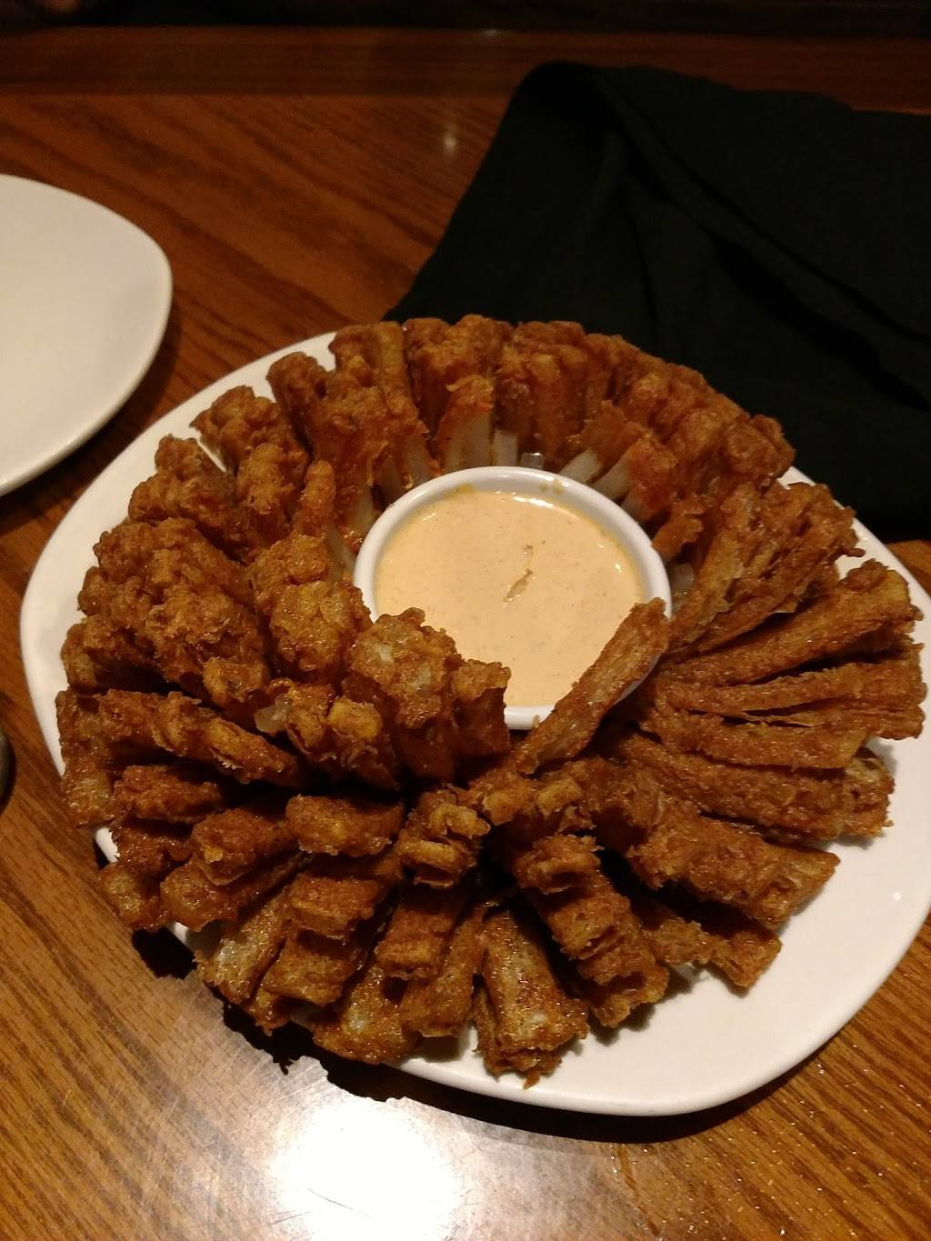 Outback Steakhouse | restaurant | 2076 Interchange Rd, Erie, PA 16565, USA | 8148648513 OR +1 814-864-8513