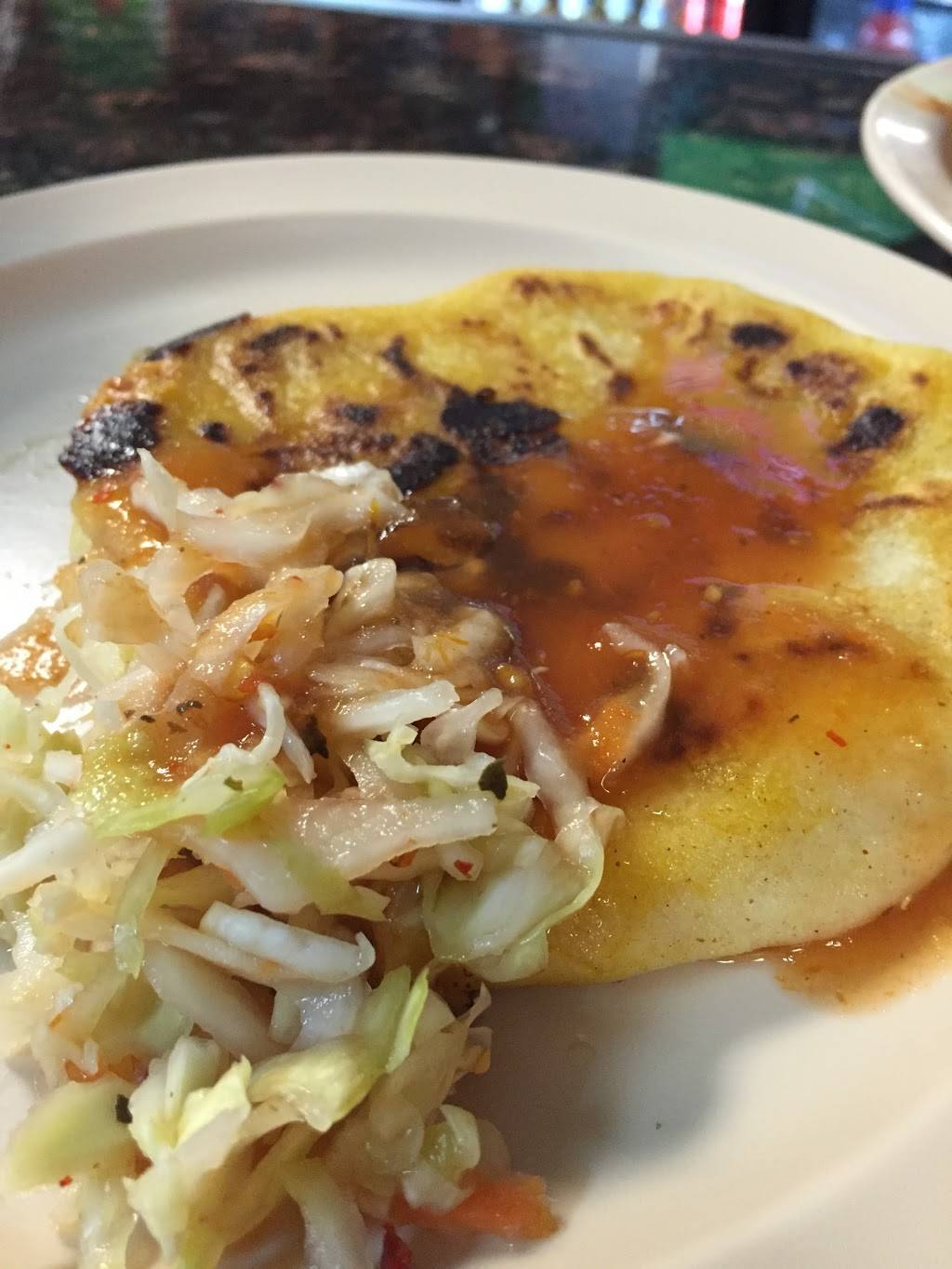 Los Cabos The Pupusa Restaurant | restaurant | 3819 Ming Ave, Bakersfield, CA 93309, USA | 6618357872 OR +1 661-835-7872