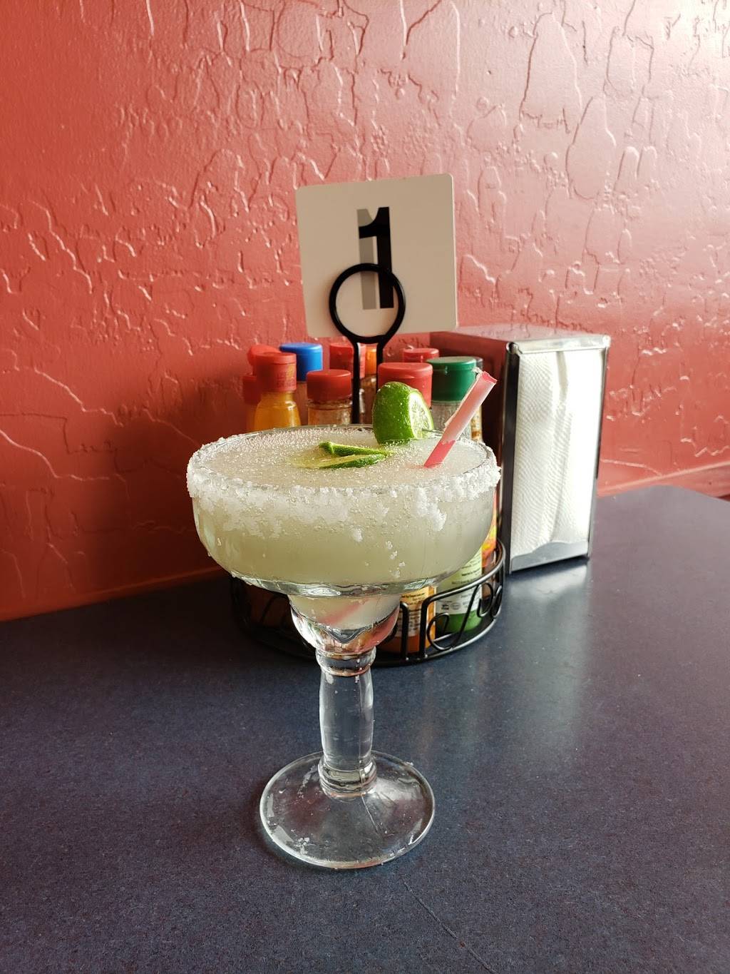 Mariscos 7 Mares | restaurant | 10740 W Lower Buckeye Rd, Tolleson, AZ 85353, USA | 6239366005 OR +1 623-936-6005