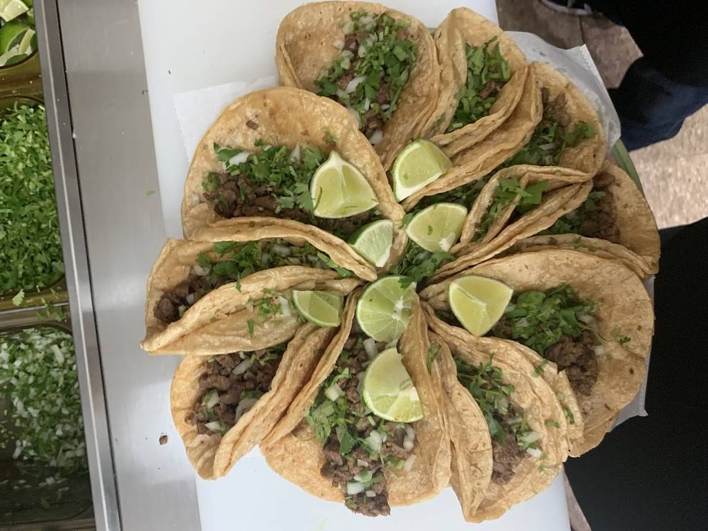 Los Tacos Paco | restaurant | 2516 E Pontiac St, Fort Wayne, IN 46803, USA | 2607449444 OR +1 260-744-9444
