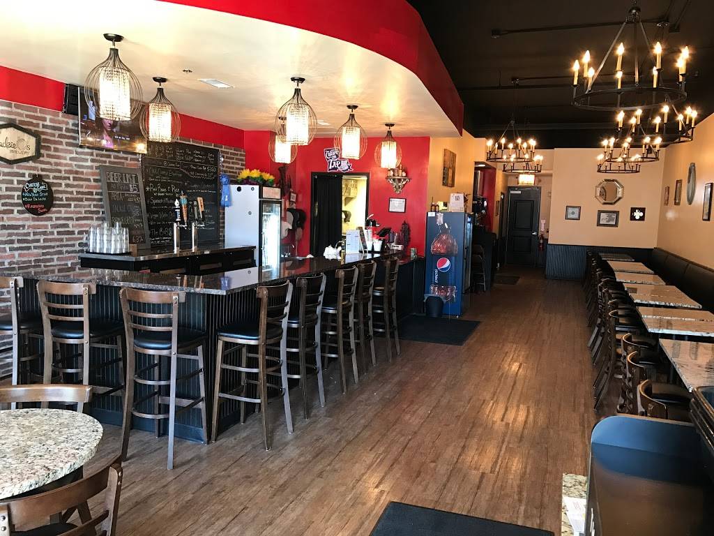 Yats Grandview | restaurant | 1386 Grandview Ave, Columbus, OH 43212, USA | 6144869287 OR +1 614-486-9287