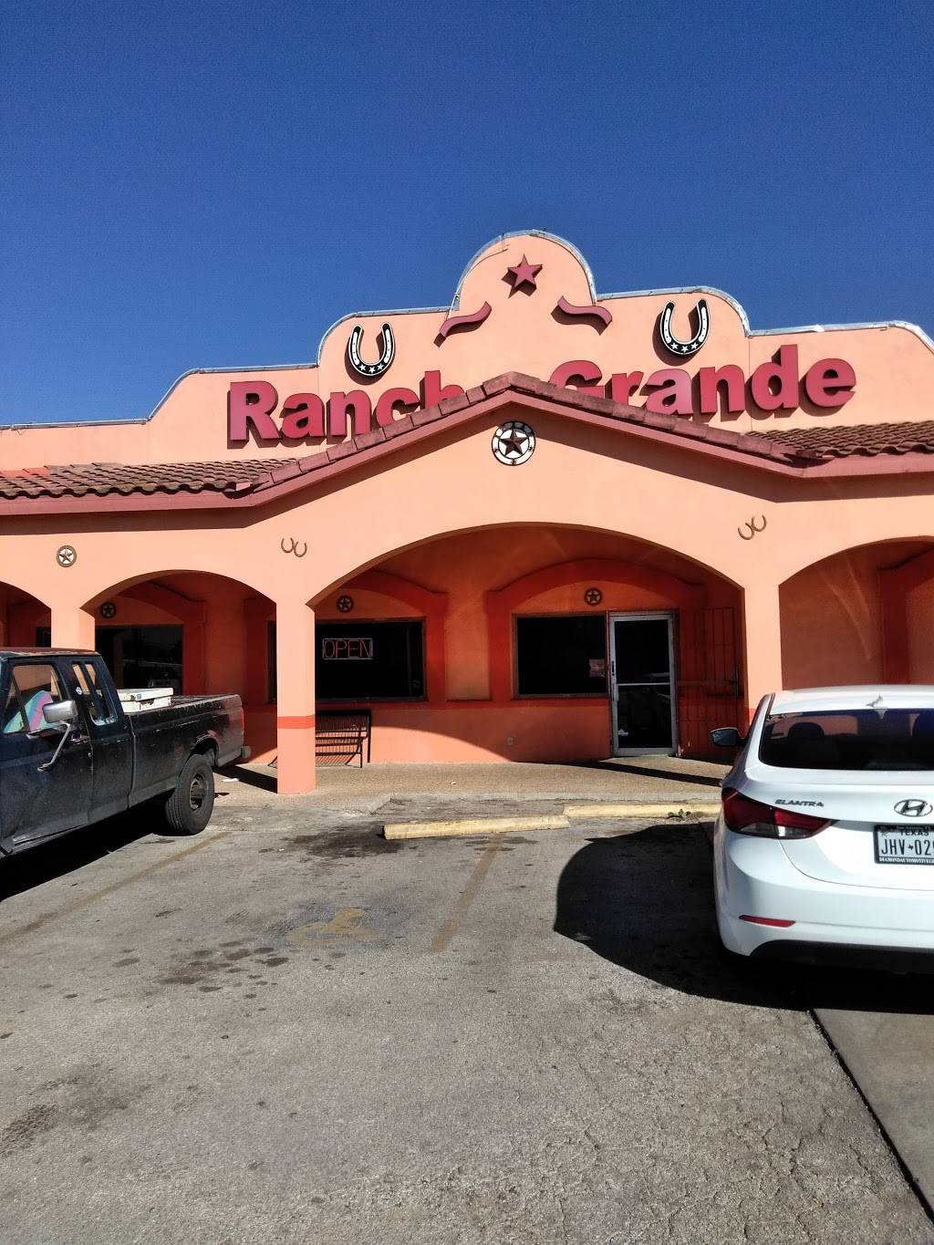 Rancho Grande Mexican Restaurant | restaurant | 3719 SE Military Dr, San Antonio, TX 78223, USA | 2103599200 OR +1 210-359-9200