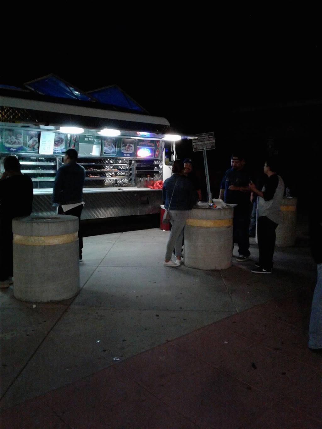 Lalo Food Truck | restaurant | 6518 Comstock Ave, Whittier, CA 90601, USA | 5622032575 OR +1 562-203-2575