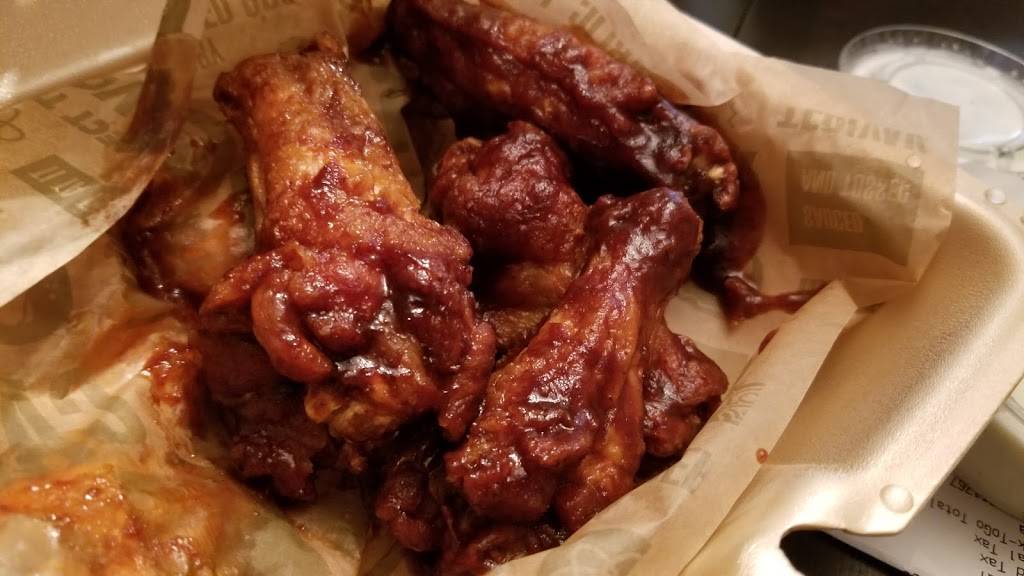 Wingstop | restaurant | 9164 Overland Plaza, Overland, MO 63114, USA | 3144279464 OR +1 314-427-9464