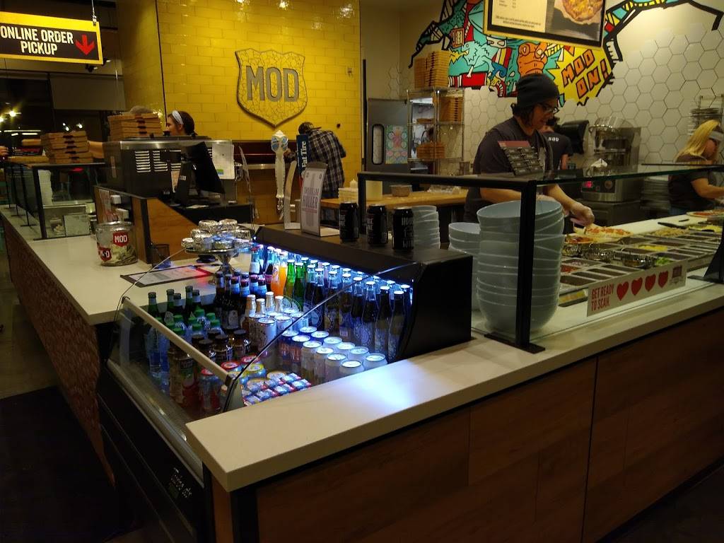 MOD Pizza | restaurant | 4938 Thompson Pkwy, Johnstown, CO 80534, USA | 9706673762 OR +1 970-667-3762
