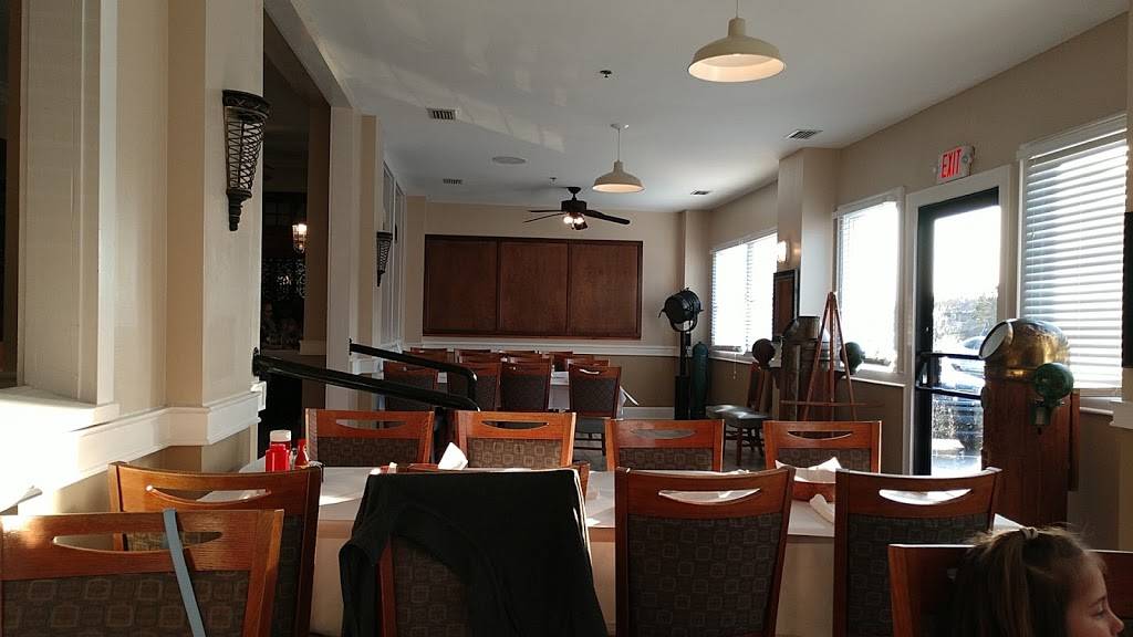 The Original Benjamins Calabash Seafood | restaurant | 9593 N Kings Hwy, Myrtle Beach, SC 29572, USA | 8434490821 OR +1 843-449-0821