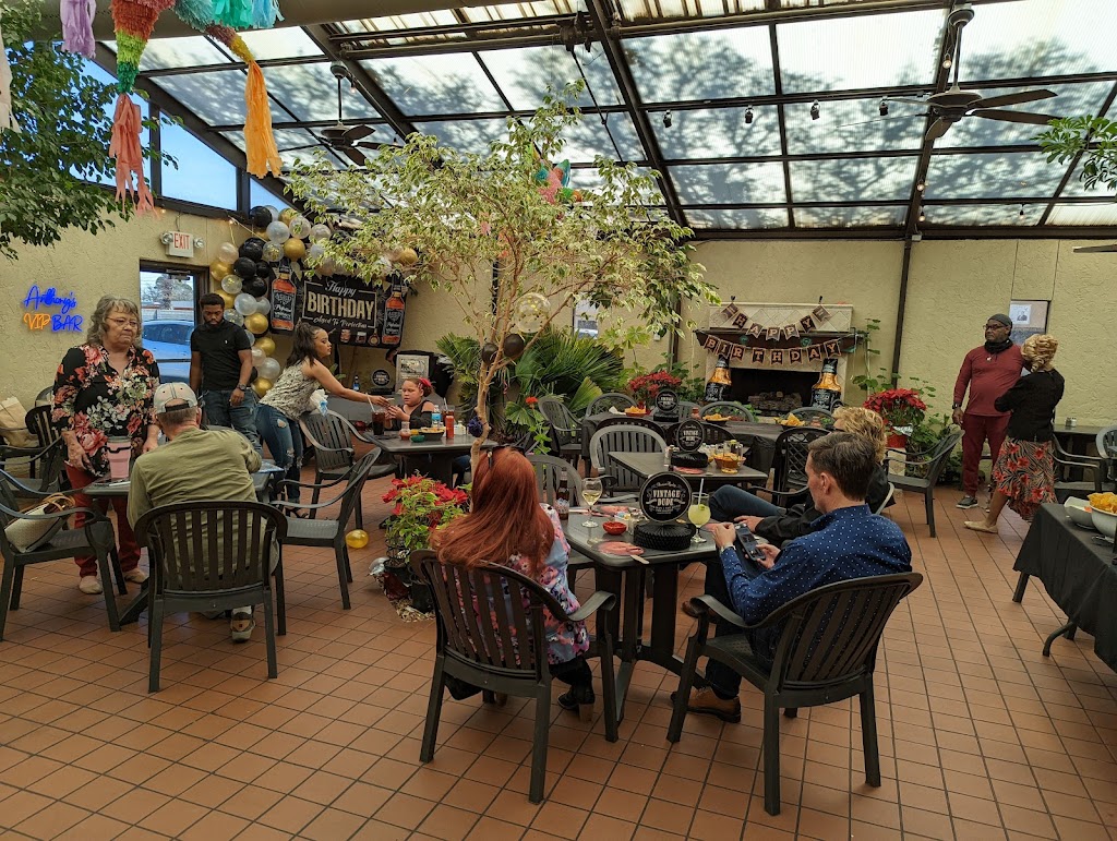 La Bodega Mexican Restaurant | restaurant | 2700 N Big Spring St, Midland, TX 79705, USA | 4326845594 OR +1 432-684-5594