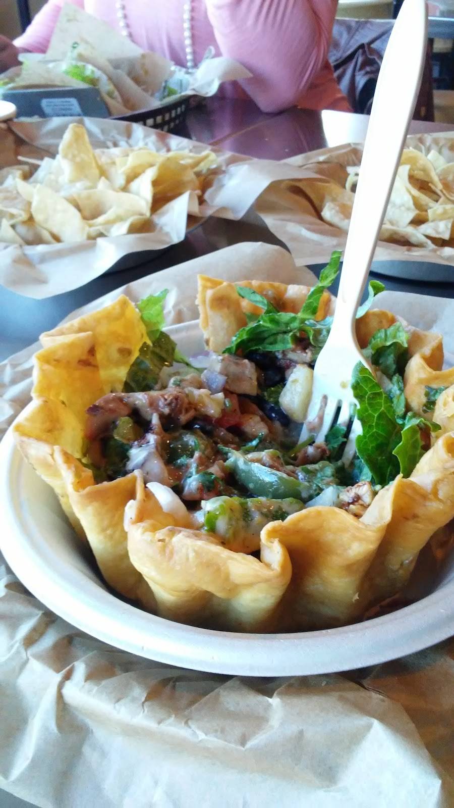 QDOBA Mexican Eats | restaurant | 6140 E Lake Sammamish Pkwy SE Unit G19, Issaquah, WA 98029, USA | 4254270673 OR +1 425-427-0673