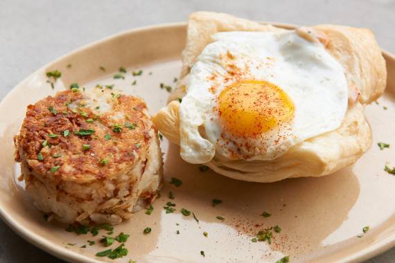 Snooze, an A.M. Eatery | restaurant | 4901 E Ray Rd Suite 120, Phoenix, AZ 85044, USA | 4808937638 OR +1 480-893-7638