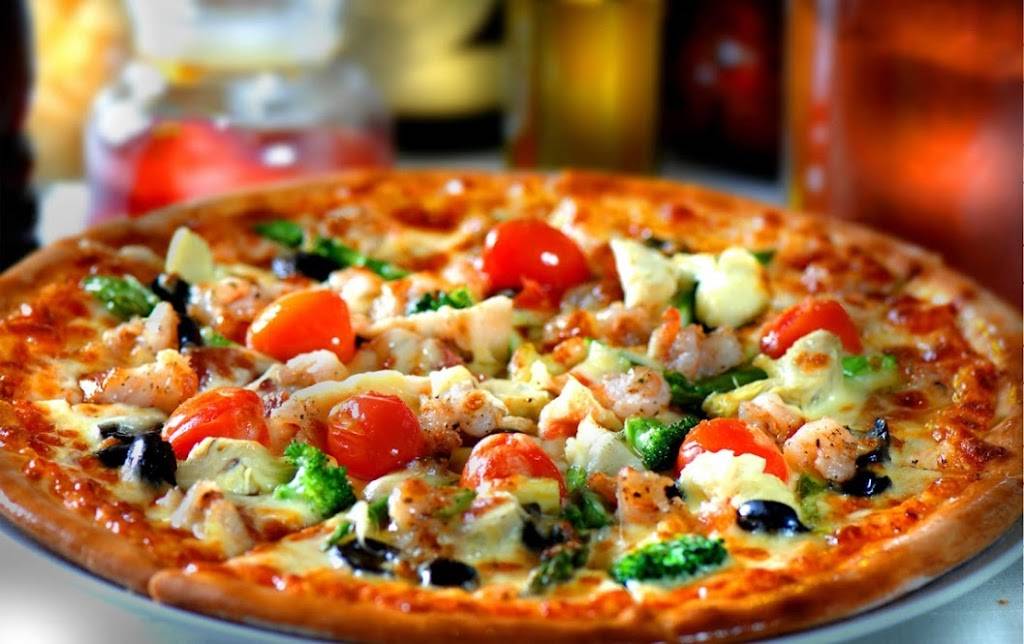 Fat Tomato Pizza | meal delivery | 2130 E Broadway, Long Beach, CA 90803, USA | 5623432287 OR +1 562-343-2287