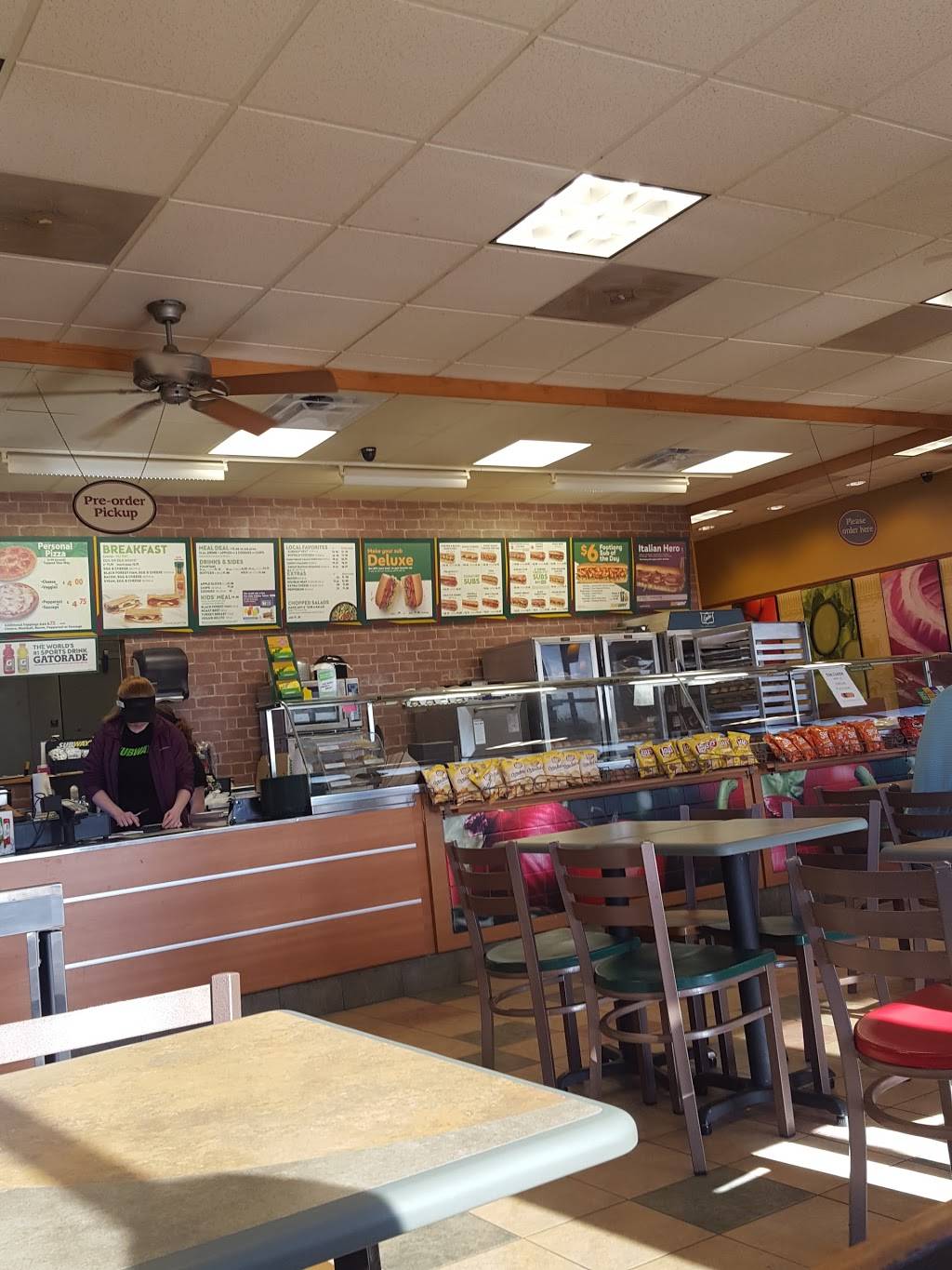 Subway | restaurant | 102 Brysta Dr, Marshall, IL 62441, USA | 2178265890 OR +1 217-826-5890
