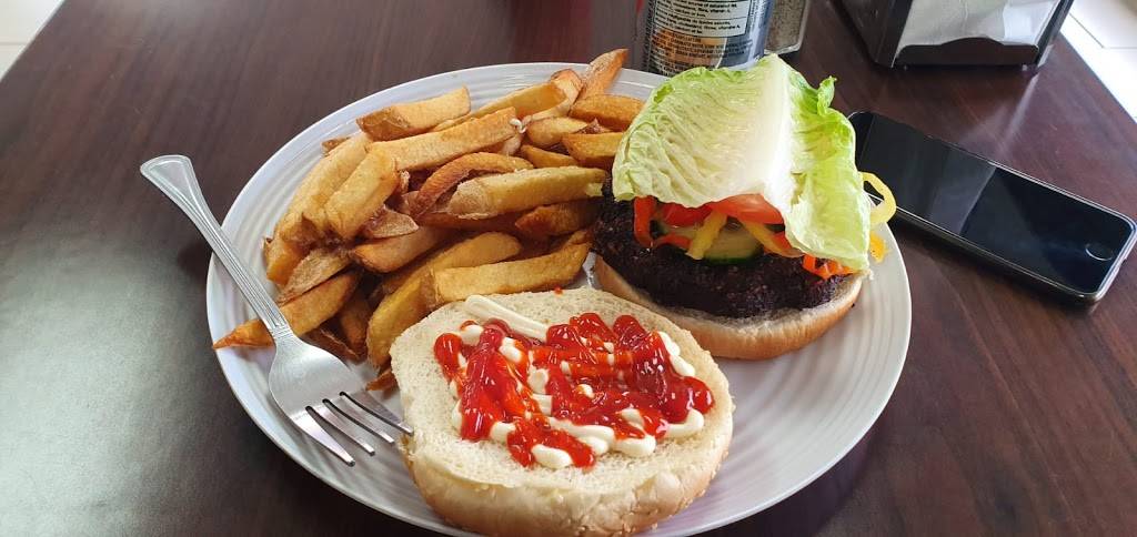 Grill House | restaurant | 1-825 Weber St E, Kitchener, ON N2H 1H5, Canada | 5197447455 OR +1 519-744-7455