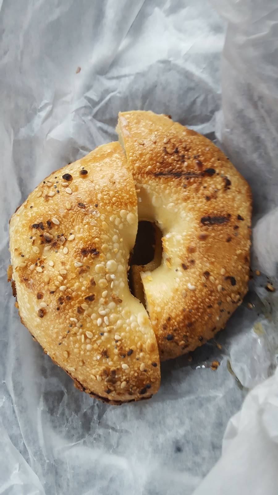 Bagel Boss | cafe | 43 Old Country Rd, Carle Place, NY 11514, USA | 5162481155 OR +1 516-248-1155