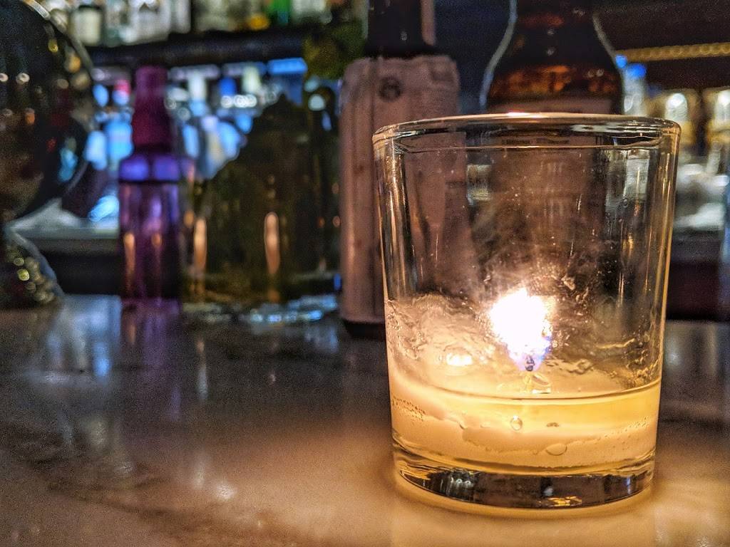 The Little Club | restaurant | 1197 Hertel Ave, Buffalo, NY 14216, USA | 7164276400 OR +1 716-427-6400