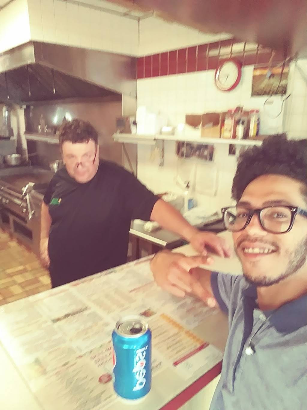 Star Pizza | restaurant | 5801 Torresdale Ave, Philadelphia, PA 19135, USA | 2152891150 OR +1 215-289-1150