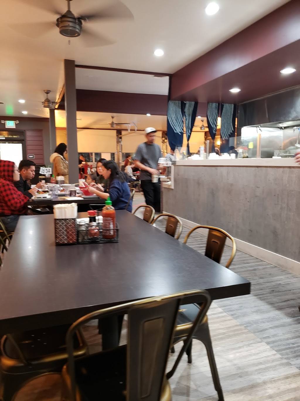 Ramen Hub & Poke | restaurant | 3900 Atlantic Ave, Long Beach, CA 90807, USA | 5626764175 OR +1 562-676-4175