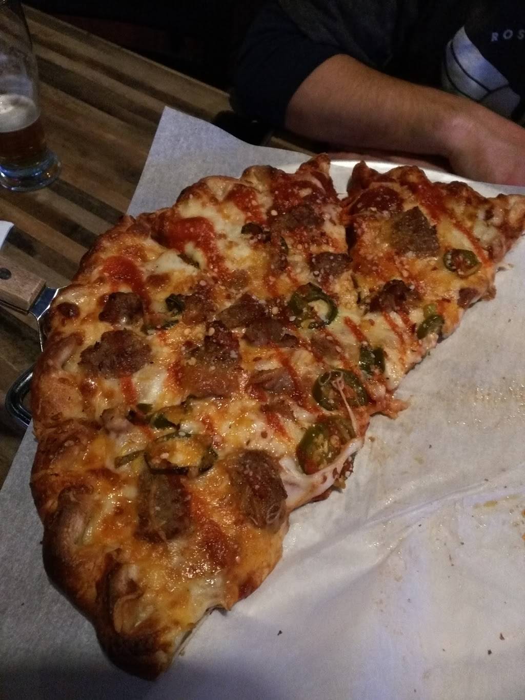 BENNETTS BAR & PIZZERIA | restaurant | 19616 W130th St, Strongsville, OH 44136, USA | 4402686767 OR +1 440-268-6767