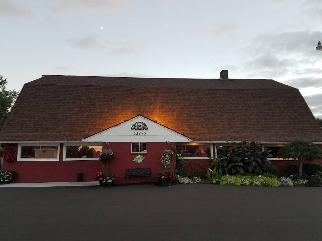 Bentleys Roadhouse | restaurant | 28410 S River Rd, Harrison Charter Township, MI 48045, USA | 5864653663 OR +1 586-465-3663