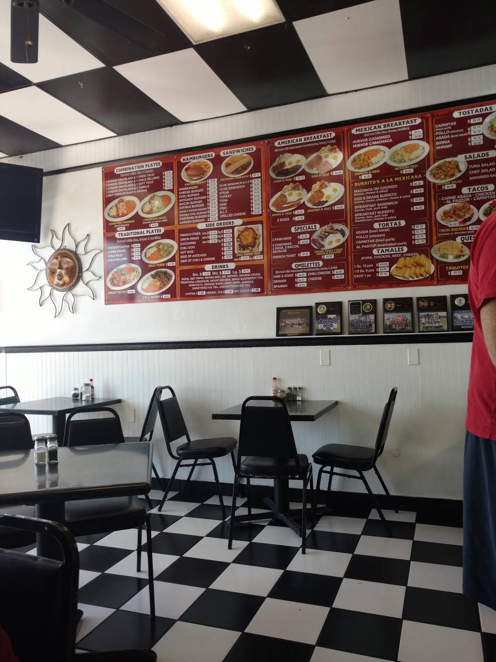 Señor Burrito Mexican Food | restaurant | 1209 S Glendora Ave, West Covina, CA 91790, USA | 6269177517 OR +1 626-917-7517