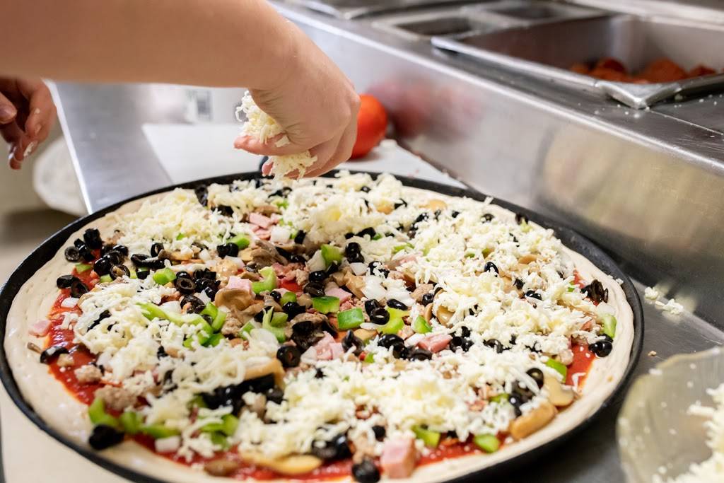 Double Take Pizza | restaurant | 403 N Grove St, Eustis, FL 32726, USA | 3524830222 OR +1 352-483-0222