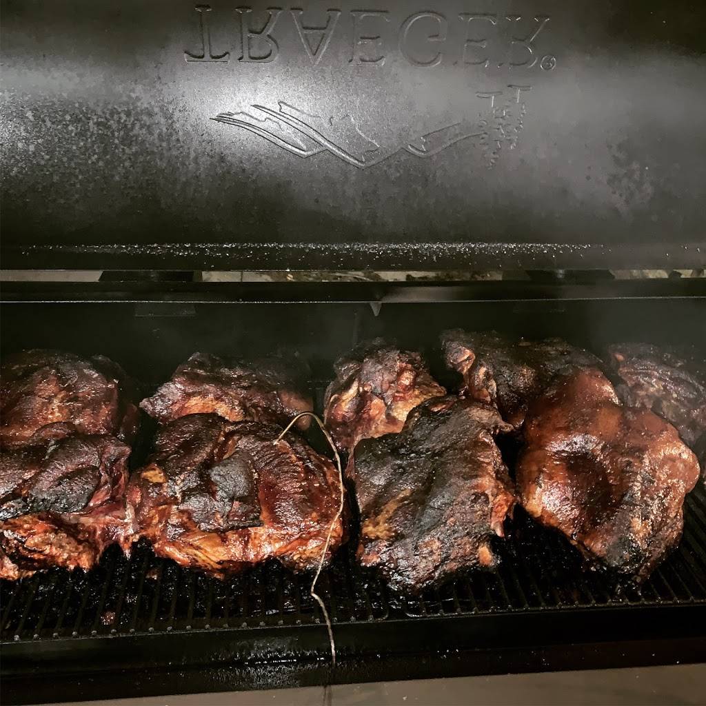 Docs Southern BBQ | restaurant | 9680 E Center St, Windham, OH 44288, USA | 3303266077 OR +1 330-326-6077