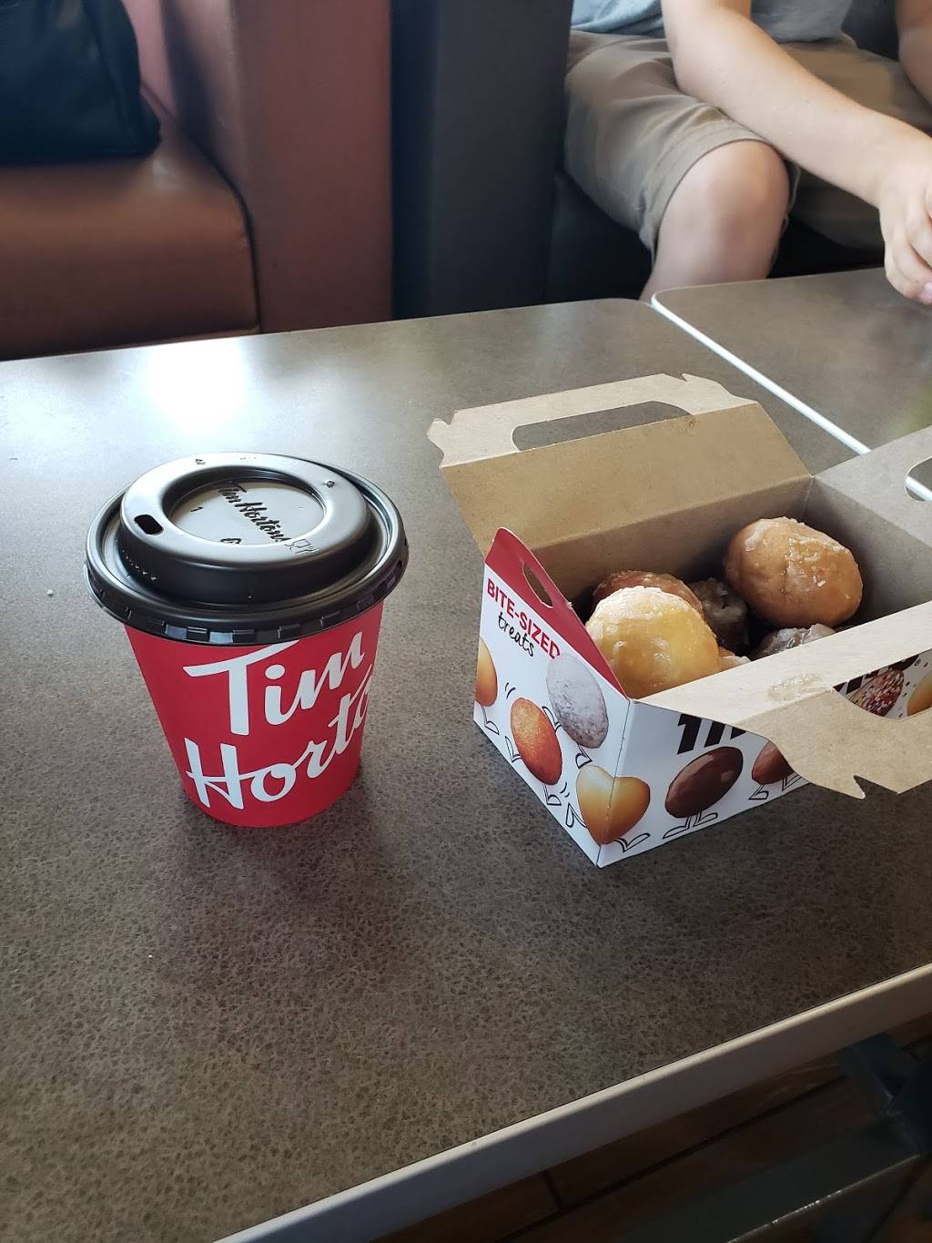 Tim Hortons | restaurant | 47296 Citygate Dr, Novi, MI 48374, USA | 2484651816 OR +1 248-465-1816