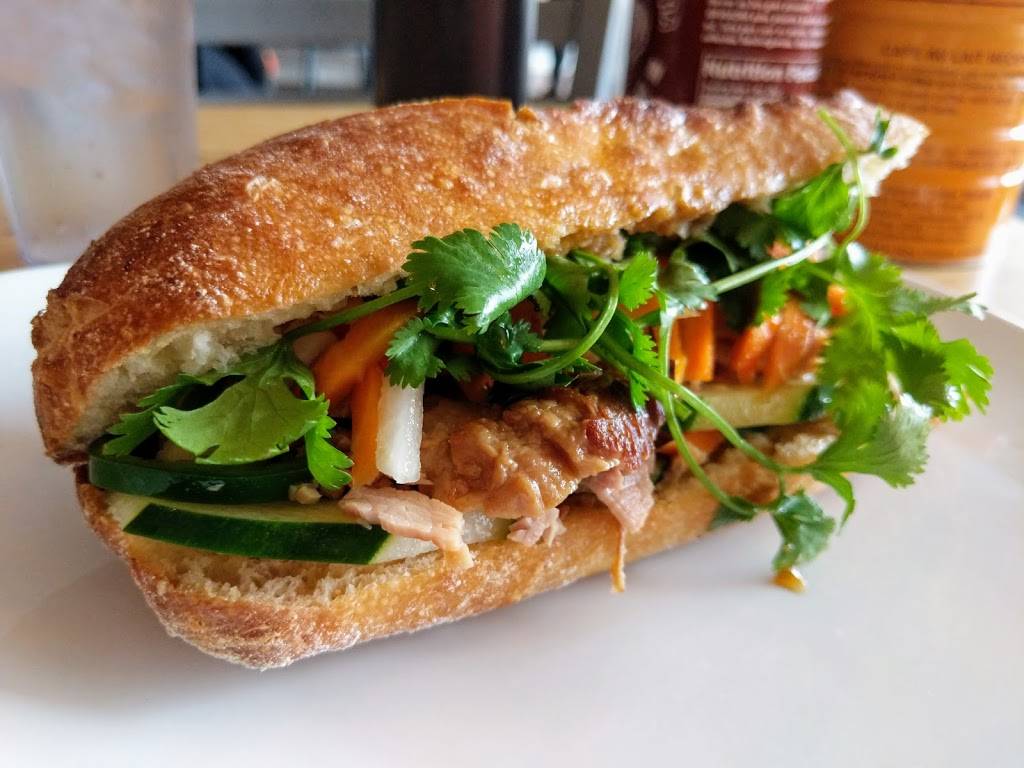 Cilantro Vietnamese Bistro | restaurant | 235 W McMillan St, Cincinnati, OH 45219, USA | 5132811732 OR +1 513-281-1732