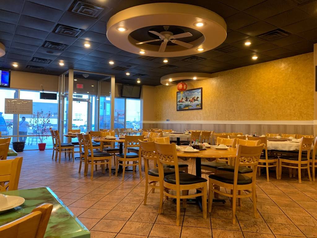 Đông Hải Restaurant | restaurant | 3575 W Walnut St, Garland, TX 75042, USA | 2147030026 OR +1 214-703-0026