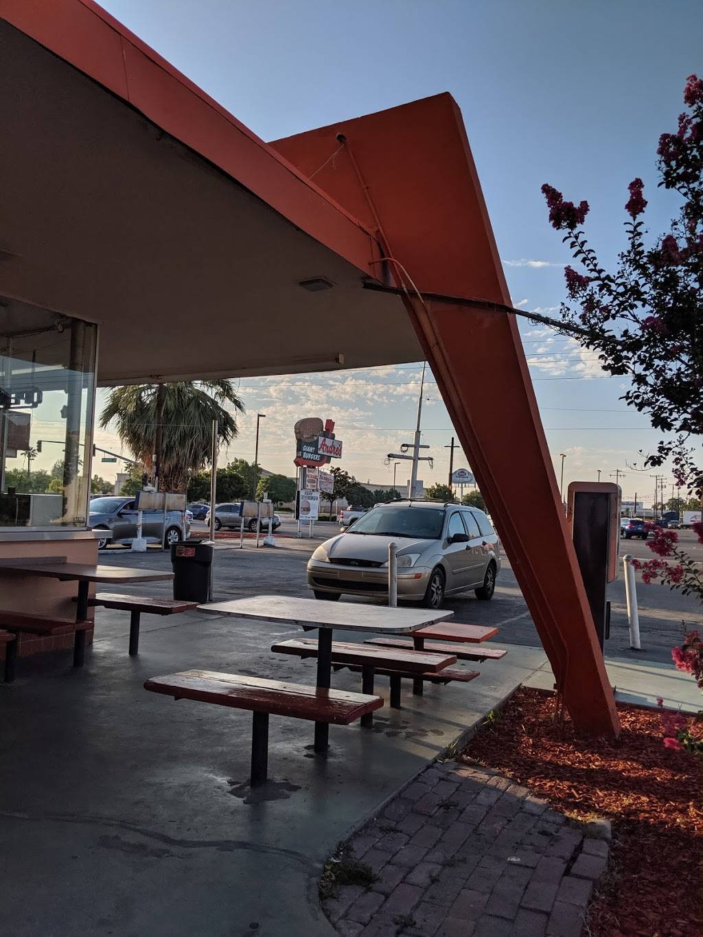 Andres Drive Inn | restaurant | 1419 Brundage Ln, Bakersfield, CA 93304, USA | 6613220044 OR +1 661-322-0044