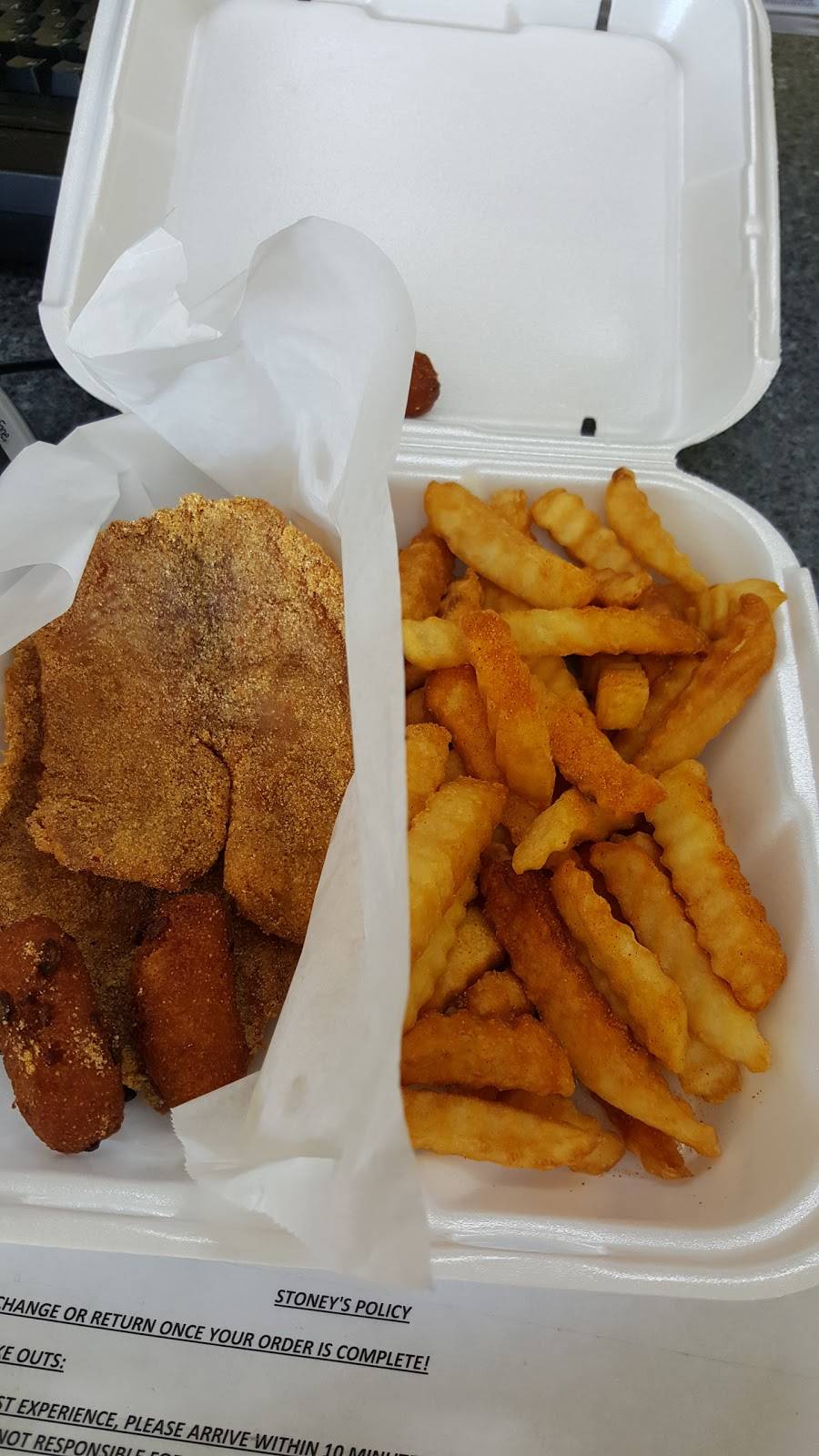 Stoneys Wings | restaurant | 7980 Rockbridge Rd SW, Lithonia, GA 30058, USA | 7704846077 OR +1 770-484-6077