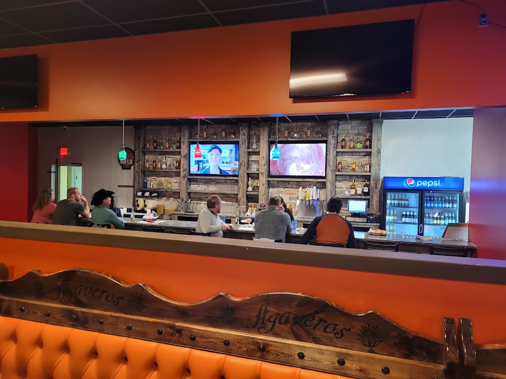 Agaveros Mexican Bar and Grill | restaurant | 770 US-40, Blue Springs, MO 64015, USA | 8168152220 OR +1 816-815-2220