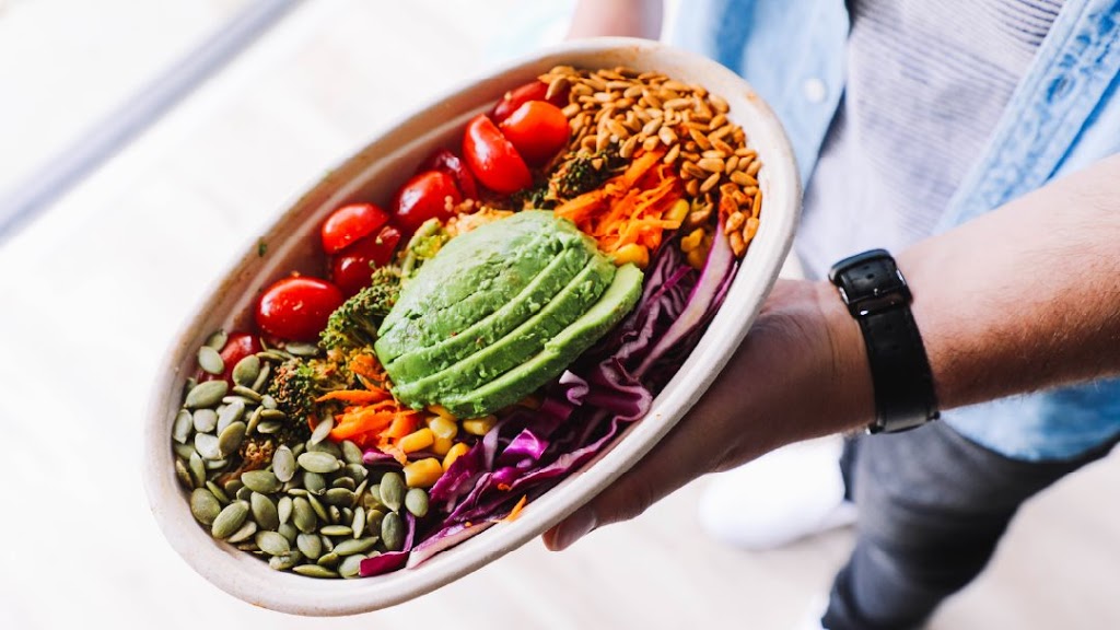 Newbury Salads | restaurant | 708 Elmwood Ave, Buffalo, NY 14222, USA | 7168862977 OR +1 716-886-2977