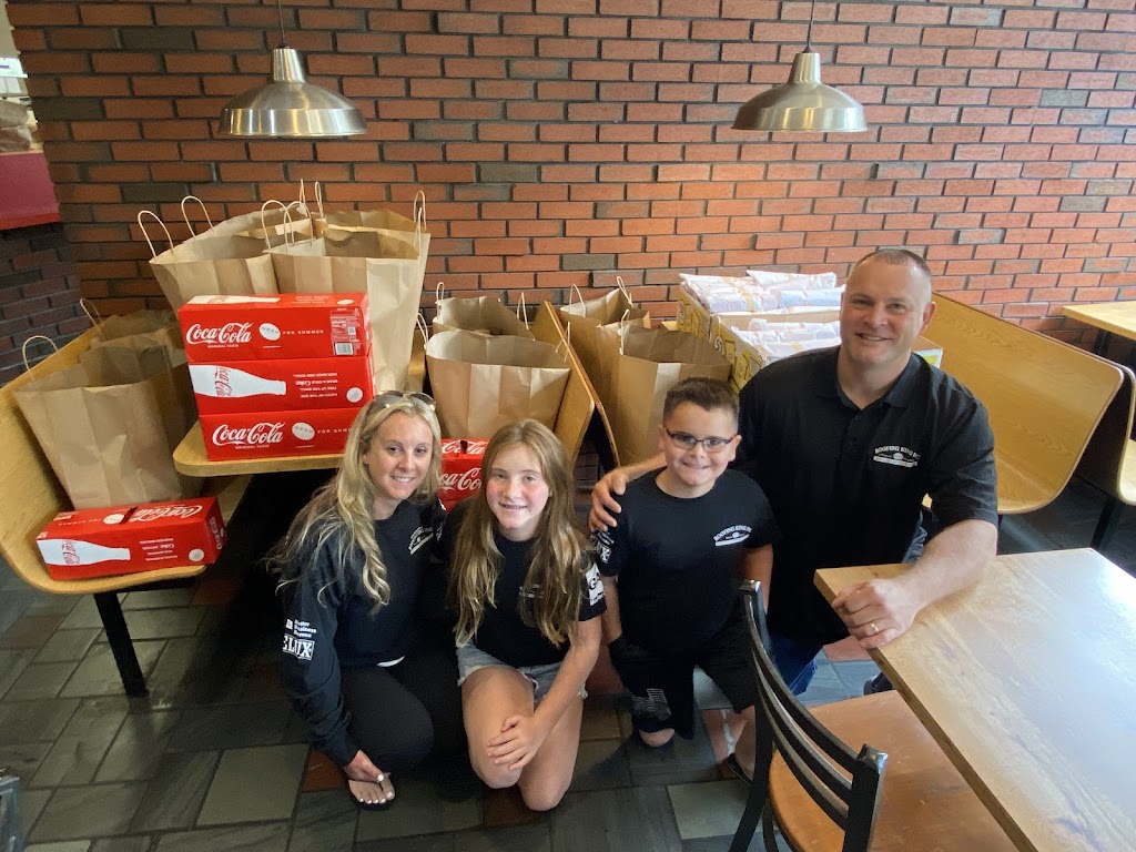 Georges Delicatessen | restaurant | 1224 Gorham St, Lowell, MA 01852, USA | 9784597345 OR +1 978-459-7345