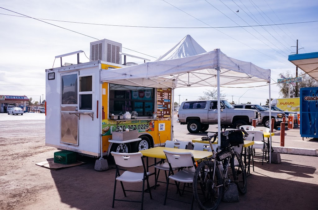 Perro Loco Hot Dogs | restaurant | 3051 E 36th St, Tucson, AZ 85713, USA | 5202720229 OR +1 520-272-0229