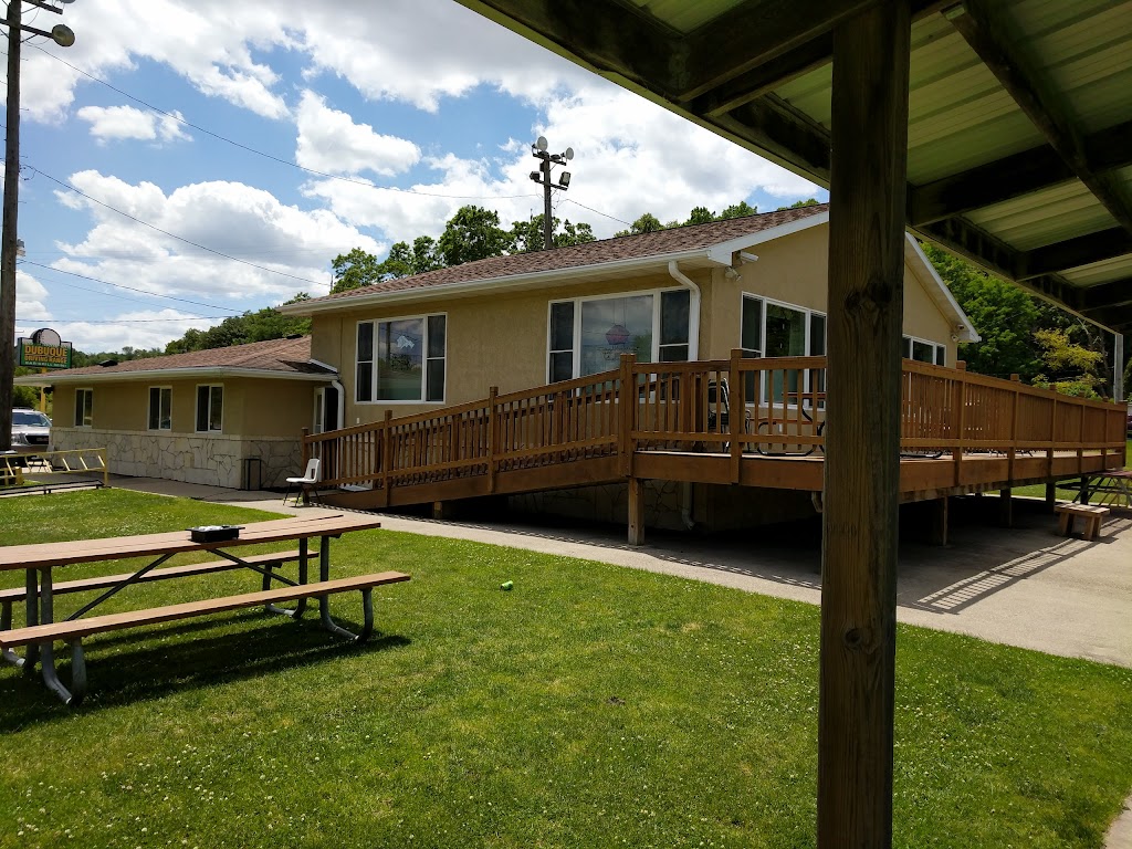 Offside Bar and Grill | restaurant | 16963 Rooster Ln, Dubuque, IA 52001, USA | 5635565420 OR +1 563-556-5420