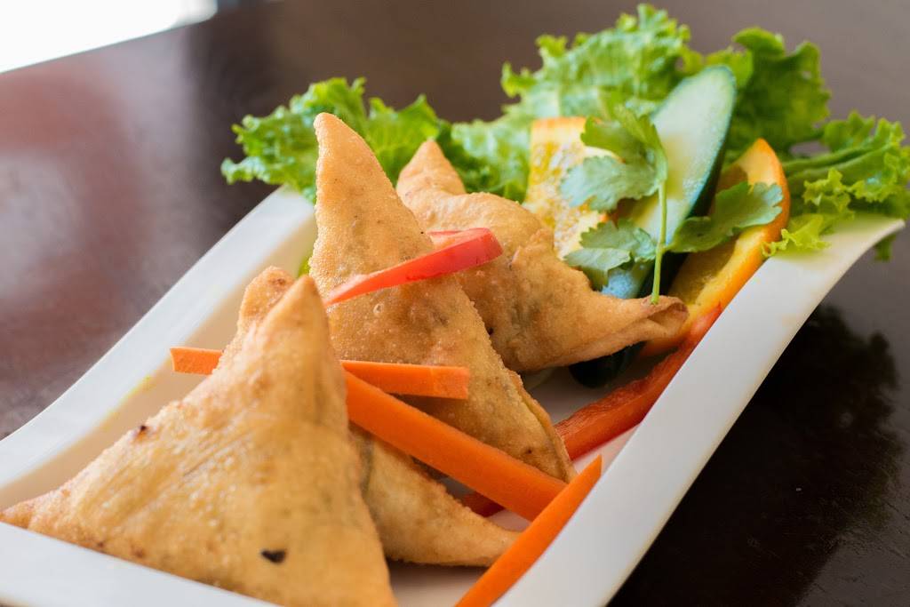 Thai Home | restaurant | 133 Roncesvalles Ave, Toronto, ON M6R 2L2, Canada | 4165348424 OR +1 416-534-8424