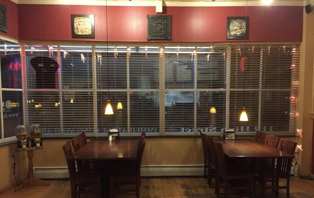 Foxs Pizza Den | restaurant | 119 High St, Wrightstown, WI 54180, USA | 9205320866 OR +1 920-532-0866