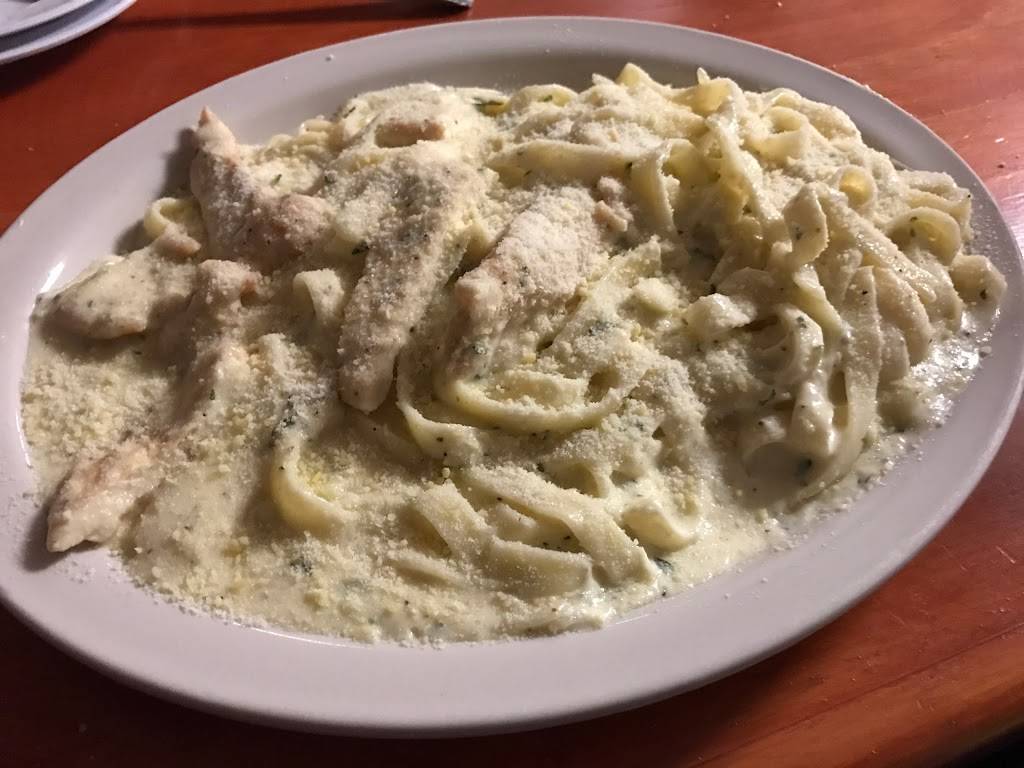 Casa Italiana | restaurant | 305 SW Main St, Ennis, TX 75119, USA | 9728756944 OR +1 972-875-6944