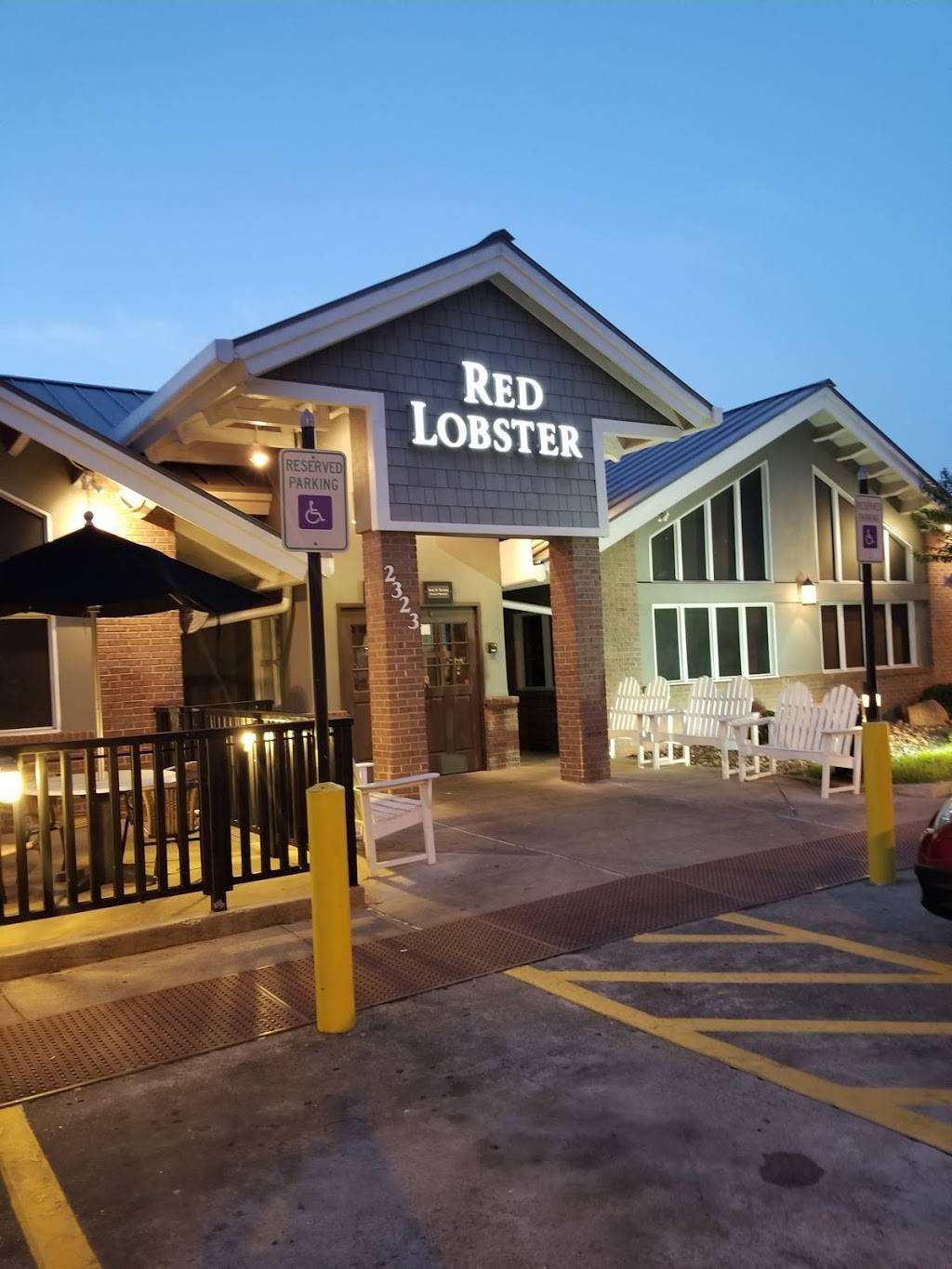 Red Lobster | restaurant | 2323 Hwy 6, Sugar Land, TX 77478, USA | 2813132525 OR +1 281-313-2525