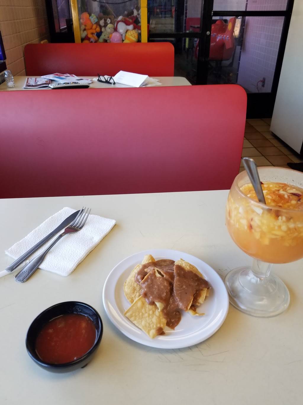 El Torogoz Pupuseria | restaurant | 10406 Long Beach Blvd, Lynwood, CA 90262, USA | 3235641488 OR +1 323-564-1488