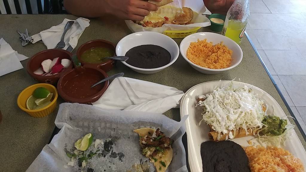 La Isla del Sabor | restaurant | 16200 San Carlos Blvd Ste 140, Fort Myers, FL 33908, USA | 2392457838 OR +1 239-245-7838