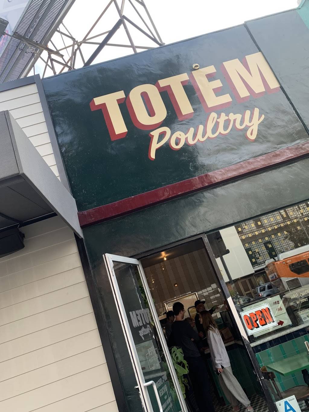 Totem Poultry | restaurant | 7454 1/2 Beverly Blvd, Los Angeles, CA 90036, USA | 3232723474 OR +1 323-272-3474
