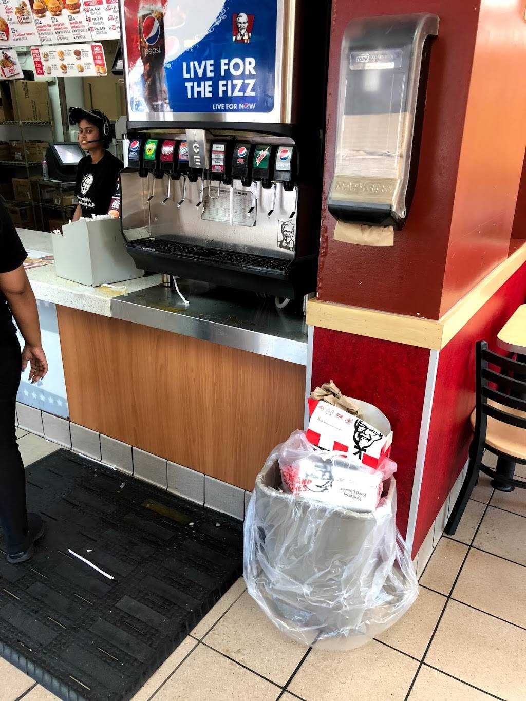 KFC | restaurant | 175-46 Hillside Avenue, Jamaica, NY 11432, USA | 7185262127 OR +1 718-526-2127