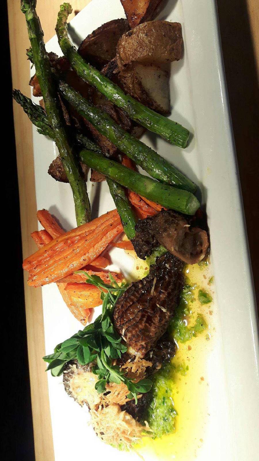 Hunter Street Tavern | restaurant | 211 Hunter St W, Peterborough, ON K9H 2L1, Canada | 7057752033 OR +1 705-775-2033