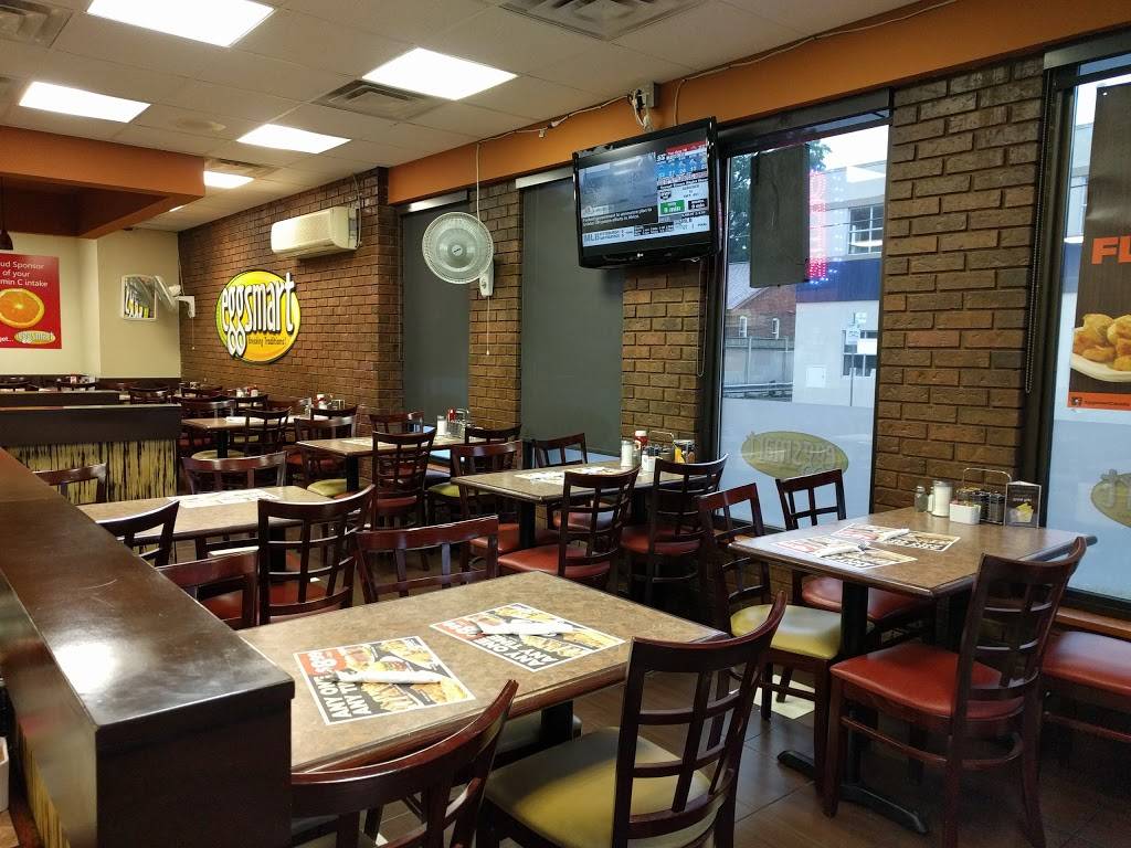Eggsmart | restaurant | 2947A Bloor St W, Etobicoke, ON M8X 1B8, Canada | 6473444230 OR +1 647-344-4230