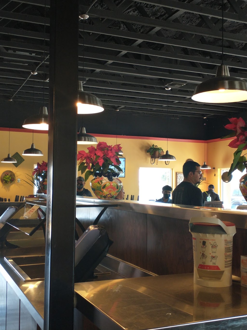 Delias Specializing in Tamales | restaurant | 1501 E Monte Cristo Rd, Edinburg, TX 78542, USA | 9563802700 OR +1 956-380-2700