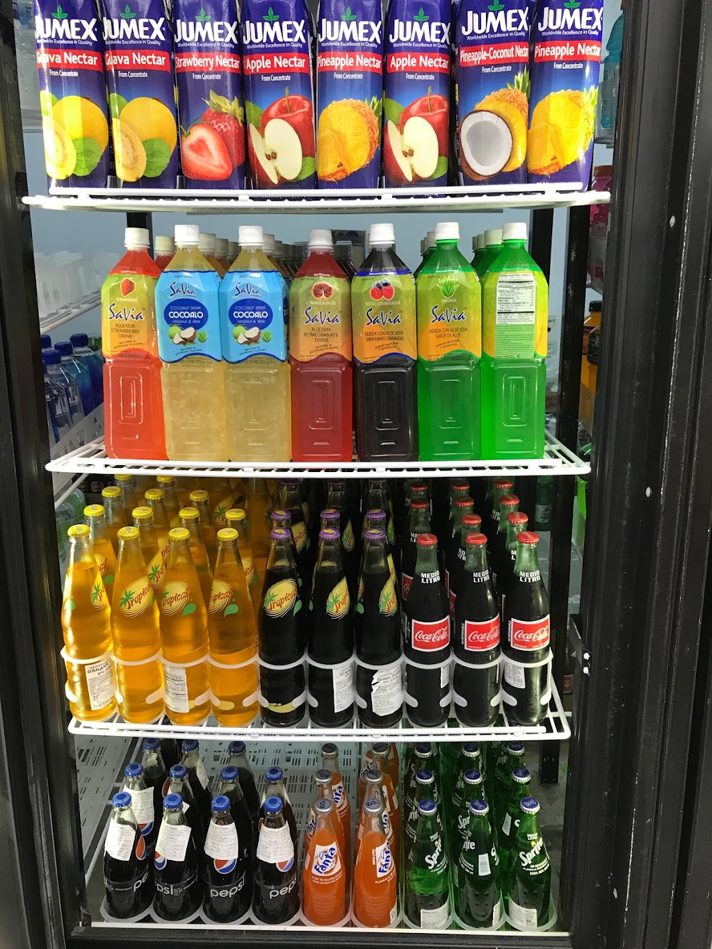 Tienda Super Selectos | restaurant | 9508 Webb Chapel Rd, Dallas, TX 75220, USA | 2148129513 OR +1 214-812-9513