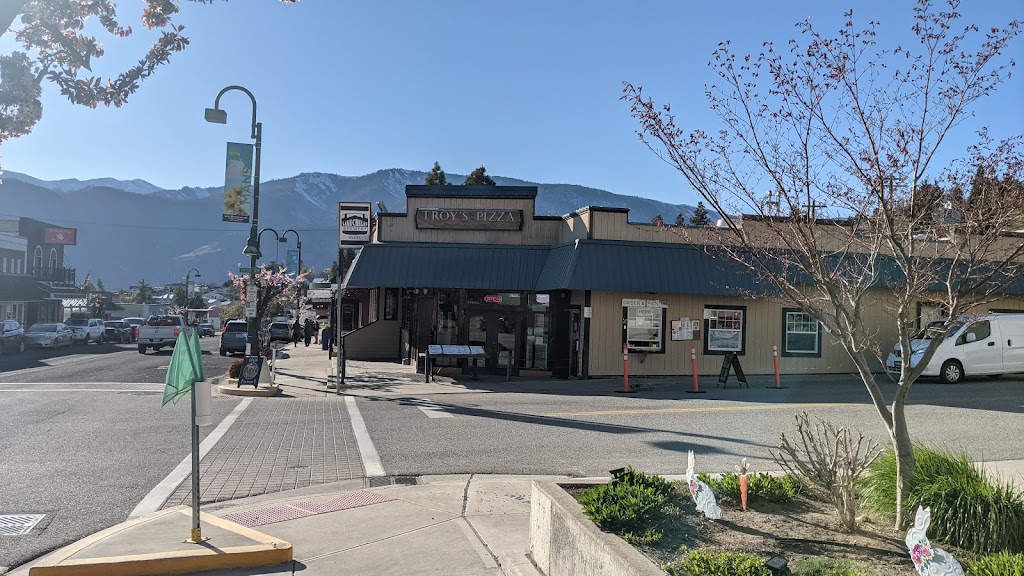 Troys Pizza | restaurant | 50 Wapato Way, Manson, WA 98831, USA | 5096873345 OR +1 509-687-3345
